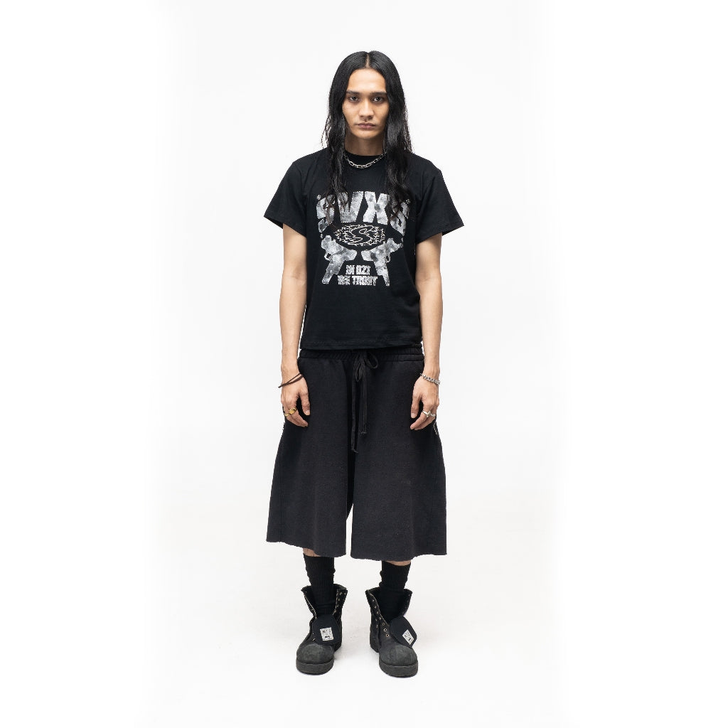 SVXS - Fitted Tee Slim Fit Hitam Double UZI - Cotton Combed 20s
