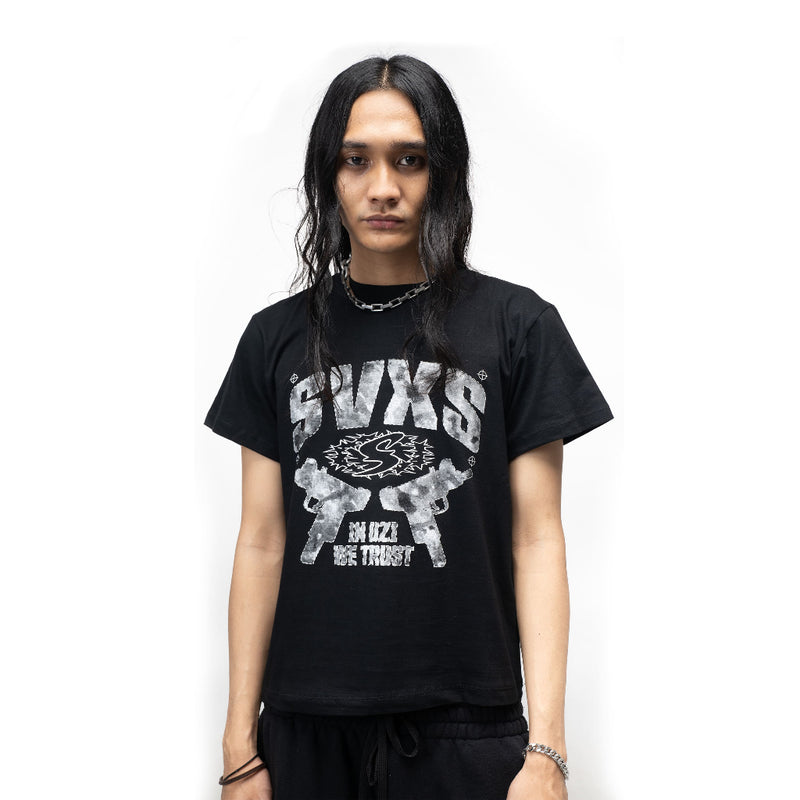 SVXS - Fitted Tee Slim Fit Hitam Double UZI - Cotton Combed 20s